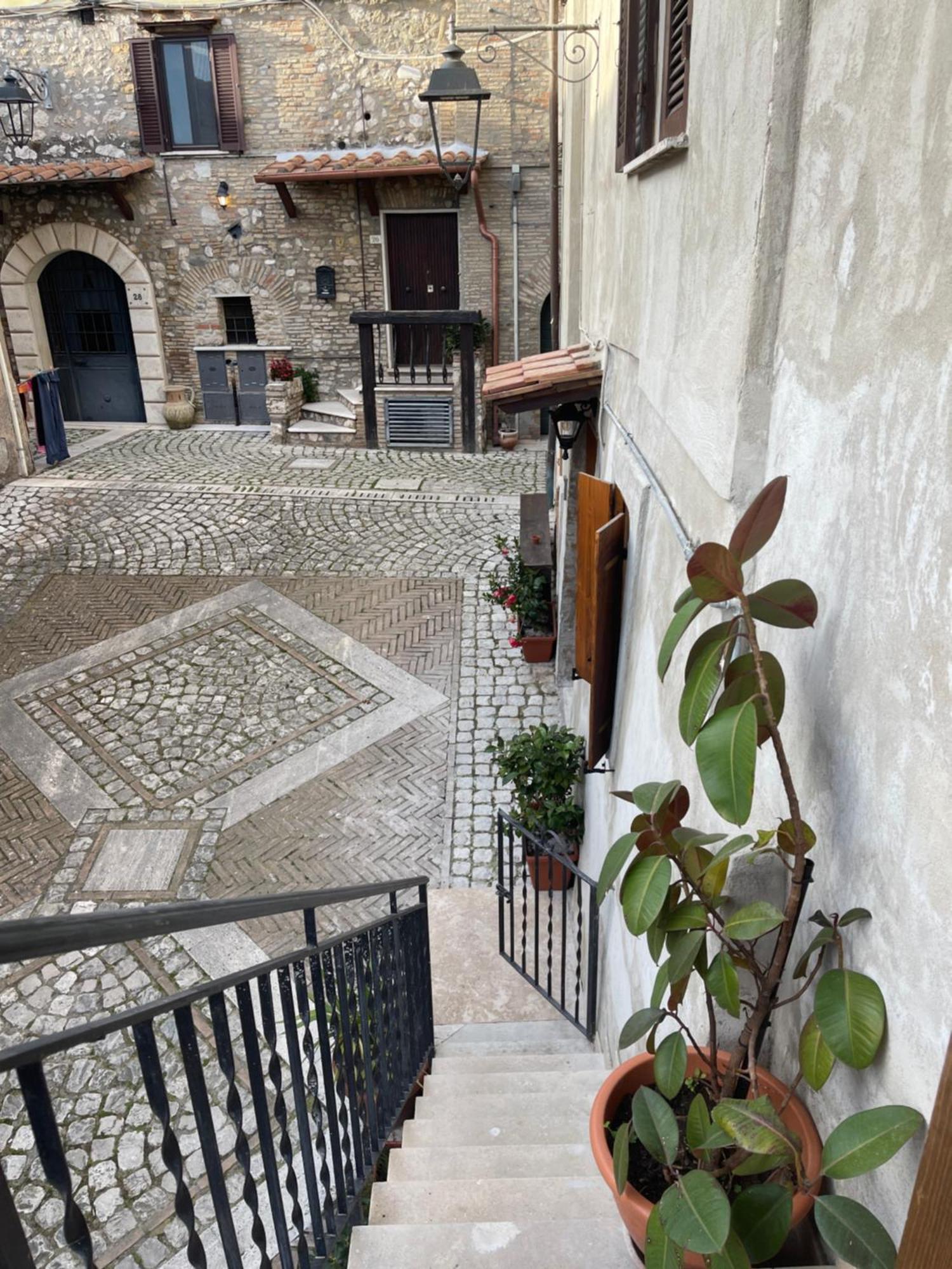 Il Borghetto Leilighet Mentana Eksteriør bilde